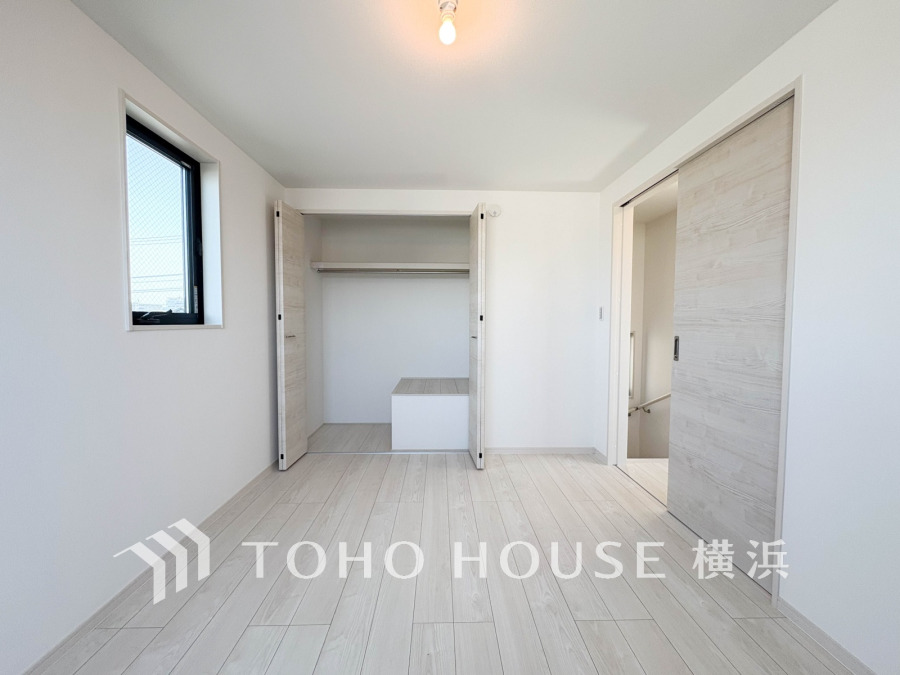 穏やかな寛ぎを届ける上質仕様のゆとりあるお部屋。自分時間を充実させながら心豊かにできるプライベート空間。