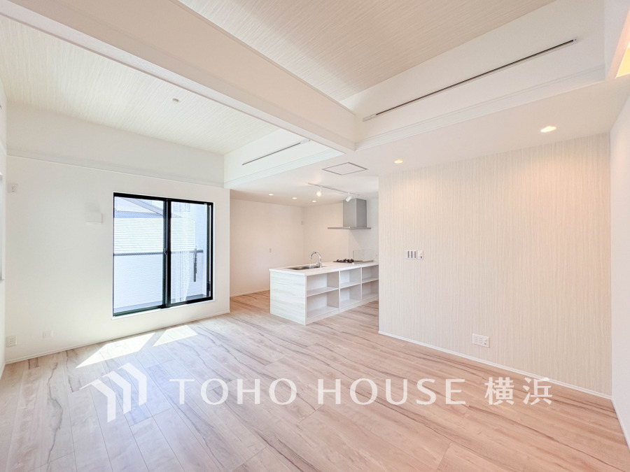 一日の中で多くの時間を過ごすことになる住まいだからこそ、いつも穏やかな空間であるように心掛けています。構成する建材などへの配慮が、住まう方の健康を守ります。