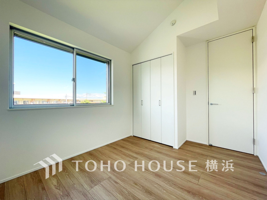 穏やかな寛ぎを届ける上質仕様のゆとりあるお部屋。自分時間を充実させながら心豊かにできるプライベート空間。