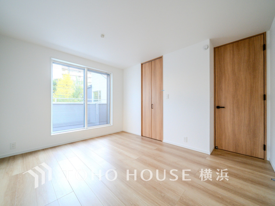 穏やかな寛ぎを届ける上質仕様のゆとりあるお部屋。自分時間を充実させながら心豊かにできるプライベート空間。