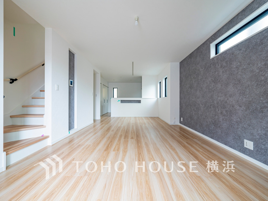 ご家族やお客様との時間など、多くの時を刻む空間。何気なく過ぎる時でさえも上質なひと時となる快適な空間を目指して。