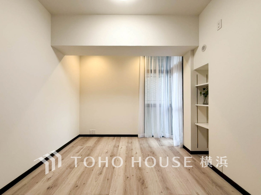 1日の疲れを癒し、心地よく寛げるようゆったりとした広さを確保しています。プライベートタイムをより優雅に穏やかに…。落ち着いた雰囲気を紡ぎます。