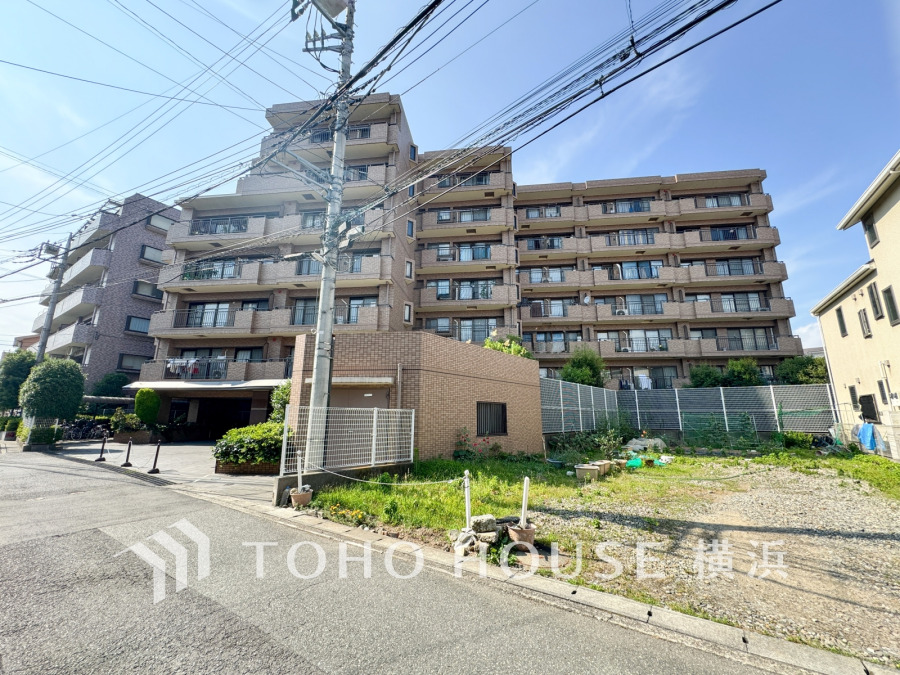 流行に左右されず、将来にわたって価値が継続する「上質」な佇まい。おしゃれな雰囲気や自然の潤い、親しみやすさといった個性を、街に新たな価値をもたらし続ける。