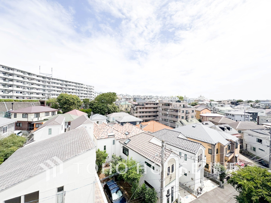 時の流れと共に装いを変える街の景観を独り占め。この街ならではの美しい風景を心ゆくまでお楽しみ下さい。