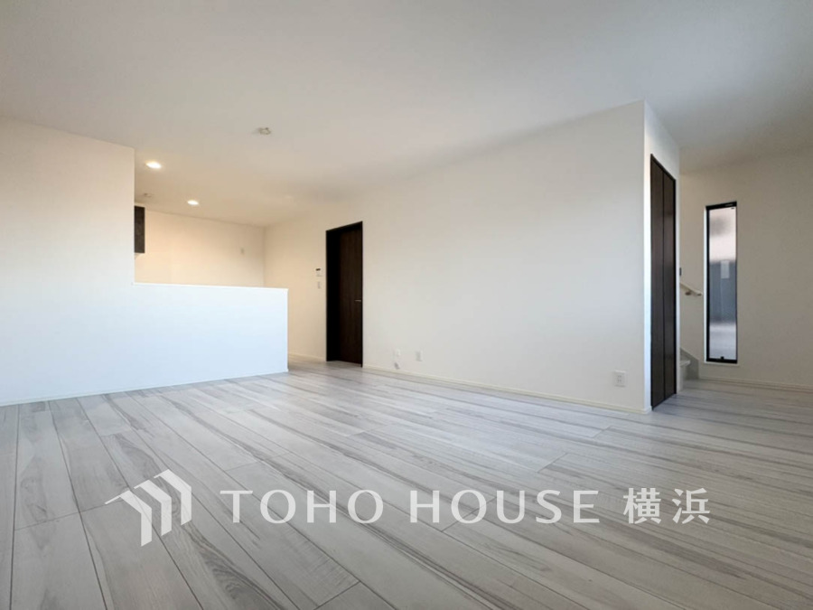 上質な時間を育む暮らしのメインステージ。寛ぎとコミュニケーションを育む居心地のよい場所。家族との時間、自分の時間共に大切にできる空間がここにあります。