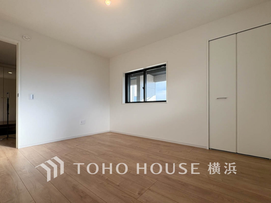 感性を育むプライベートルームはシンプルでスマートな空間。好みの空間で読書をしたり、音楽を聞いたりと一人の時間も充実したものにできます。