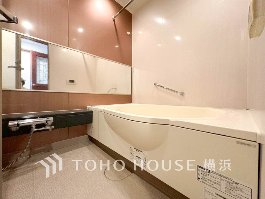 1日の疲れを取り心身を癒すことができる住まいの中のリラクゼーション空間、リラックスできるよう優しいカラーをチョイスしました。時を忘れるほどのんびりできる空間に