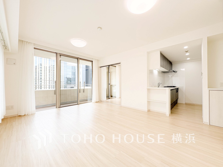 和やかで洗練された空間の演出。寛ぎとコミュニケーションを育む居心地のよい場所。