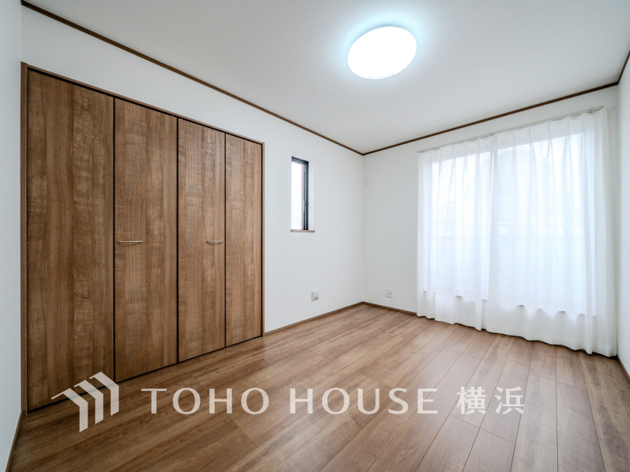 感性を育むプライベートルームはシンプルでスマートな空間。好みの空間で読書をしたり、音楽を聞いたりと一人の時間も充実したものにできます。