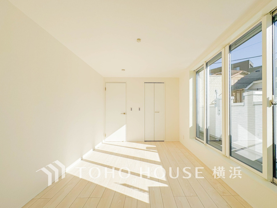 穏やかな寛ぎを届ける上質仕様のゆとりあるお部屋。自分時間を充実させながら心豊かにできるプライベート空間。