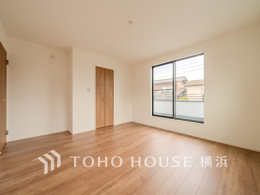 穏やかな寛ぎを届ける上質仕様のゆとりあるお部屋。自分時間を充実させながら心豊かにできるプライベート空間。