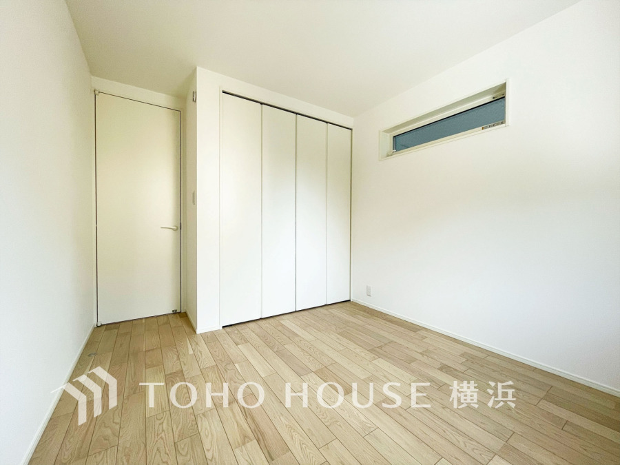 家族一人ひとりの大切なプライベート空間。趣味・感性で個性的に飾って頂けるようシンプルに仕上げてあります。自分時間を充実させながら心豊かなひとときを過ごすための大切な空間。