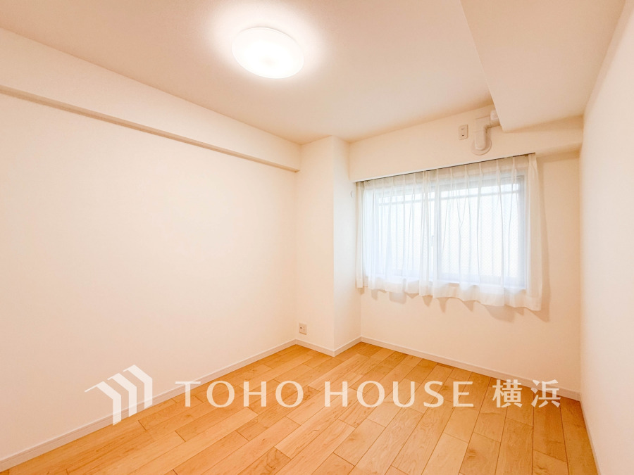 快適に過ごす条件は、一人ひとり違います。飾リ過ぎないシンプルな内装と偏り過ぎないデザインで統一しております。居住していく中でオーナー様だけの【マイホーム】に創り上げて下さい。