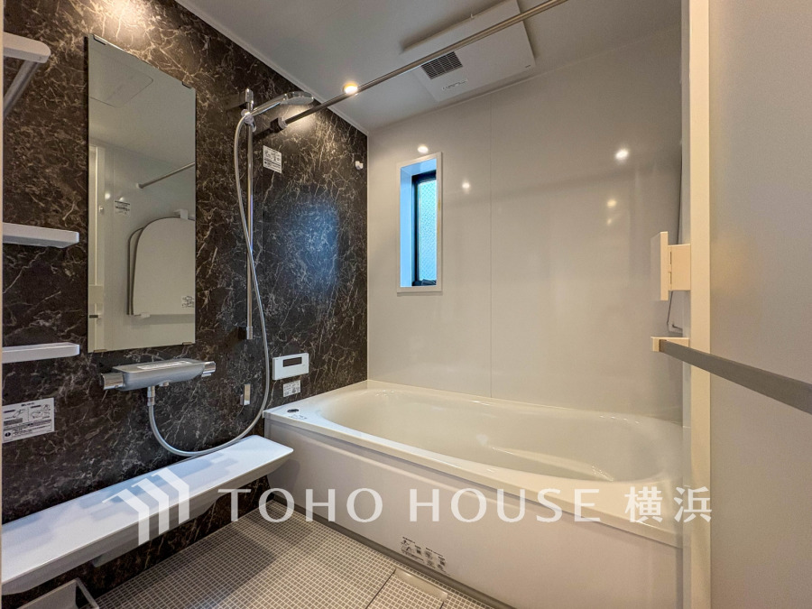 心地よいリラックスを叶える清潔感溢れる美しい空間です。
