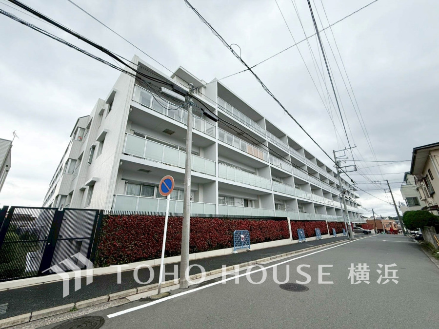 ここから始まる「日常」はご家族にとって大切で貴重な時間。少しでも豊かに、少しでも快適に。そんな想いから生まれた本邸宅は、これから先のお住まいをきっと支えてくれるはずです。