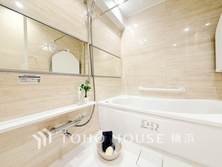 1日の疲れを取り心身を癒すことができる住まいの中のリラクゼーション空間、リラックスできるよう優しいカラーをチョイスしました。時を忘れるほどのんびりできる空間に。