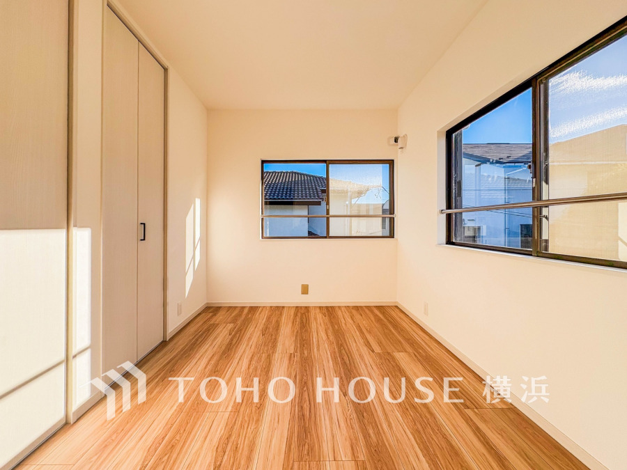 感性を育むプライベートルームはシンプルでスマートな空間。好みの空間で読書をしたり、音楽を聞いたりと一人の時間も充実したものにできます。