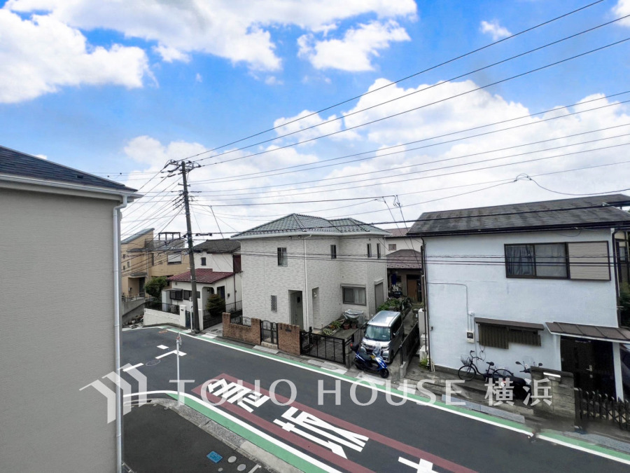 眺望と共に閑静な住宅街の季節感を演出する四季折々の変化を楽しめる心地よい場所となることでしょう。