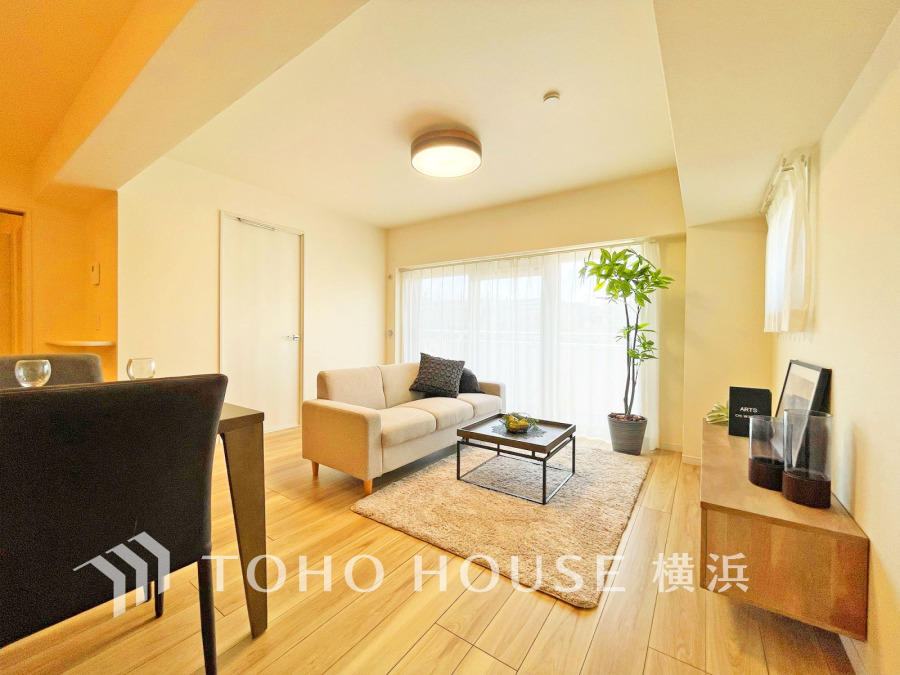 ご家族やお友達との時間など、多くの時を刻む空間。何気なく過ぎる時でさえも上質なひと時となる快適な空間を目指して。