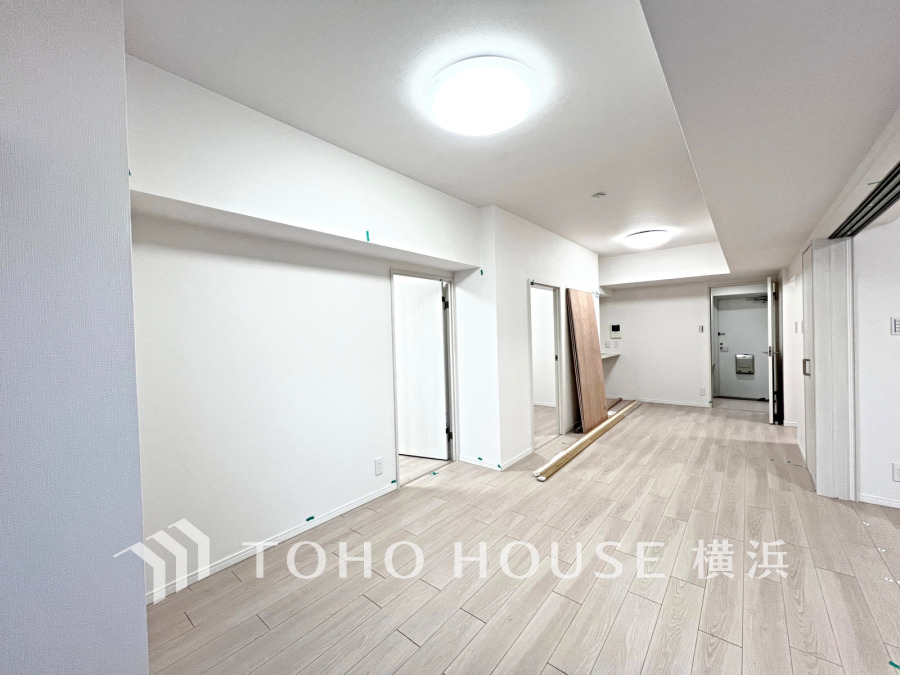 【2026年2月撮影】上質な時間を育む暮らしのメインステージ。寛ぎとコミュニケーションを育む居心地のよい場所。