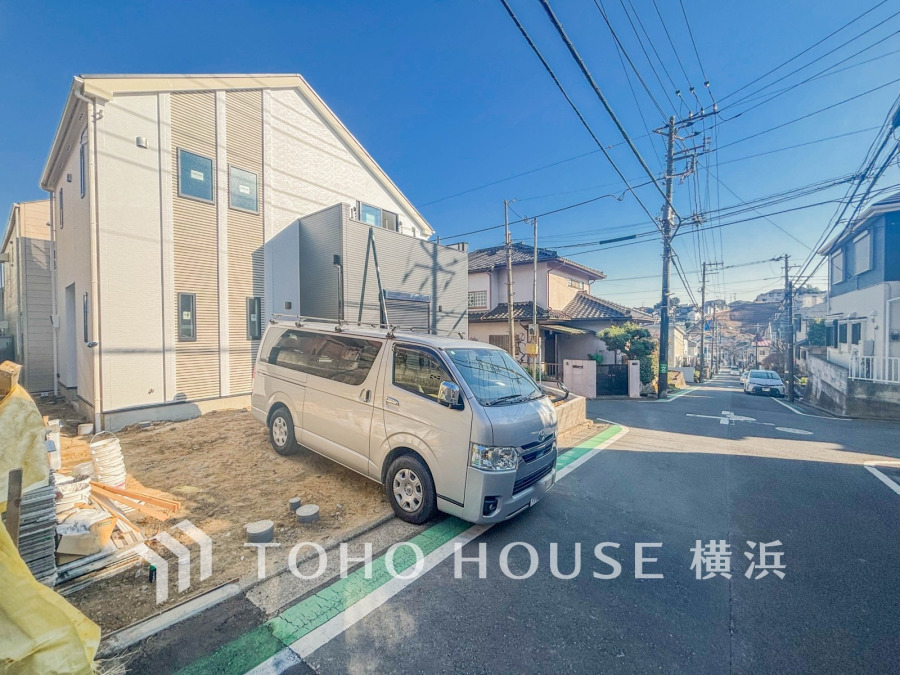 家の良し悪しだけでなく周辺環境も重要なポイント。それは月日が経つ事で「近くにあるもの」から「家の財産」へとイメージが変わってくる事を身体が理解しているからだと思います。（2026年1月撮影）