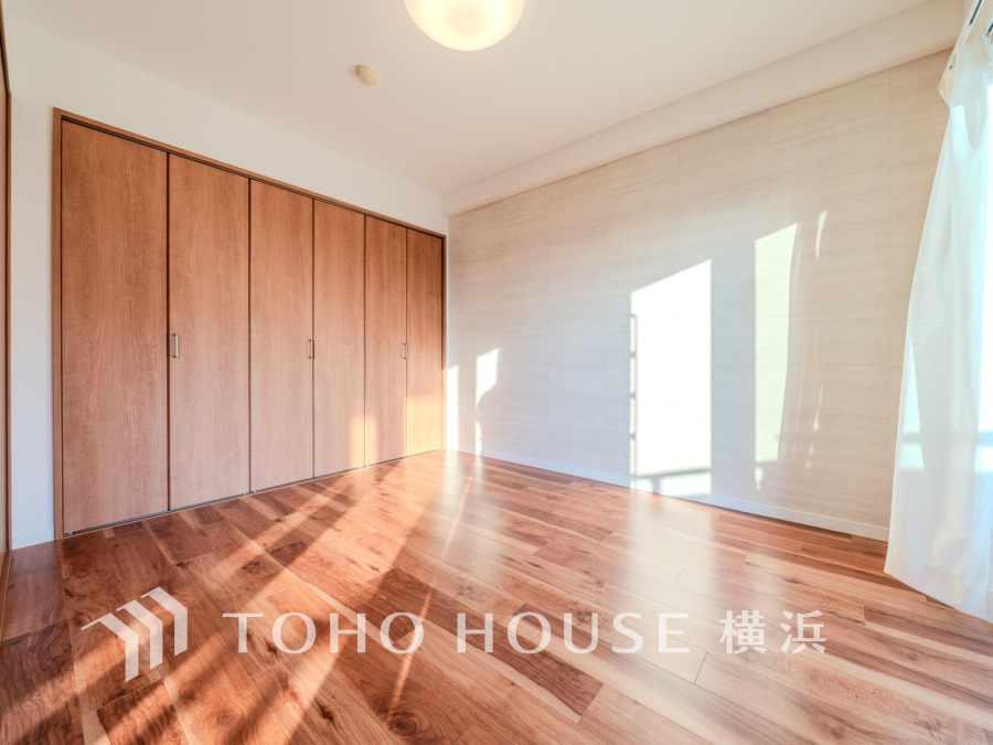 穏やかな寛ぎを届ける上質仕様のゆとりあるお部屋。自分時間を充実させながら心豊かにできるプライベート空間。