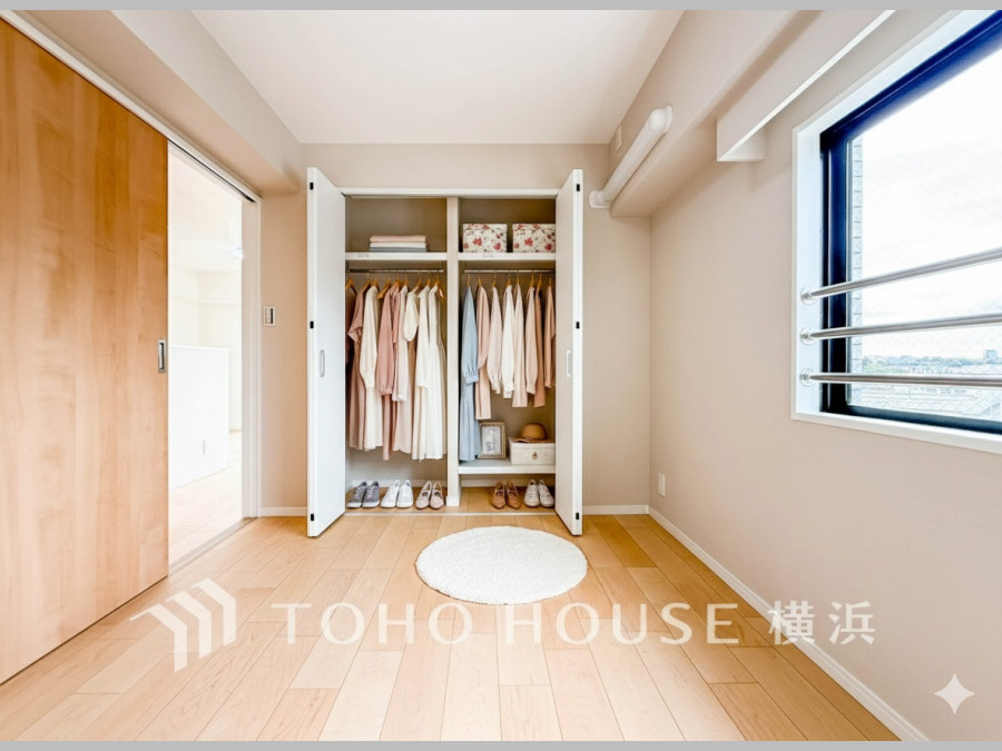 住まいの快適性を左右する収納は欲しい場所に使い勝手のよい収納を確保しています。（家具・装飾品等はAI加工です）