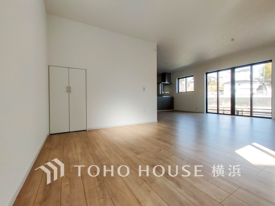 LDKは23帖の大空間！間仕切りを設けて間取り変更も可能です。