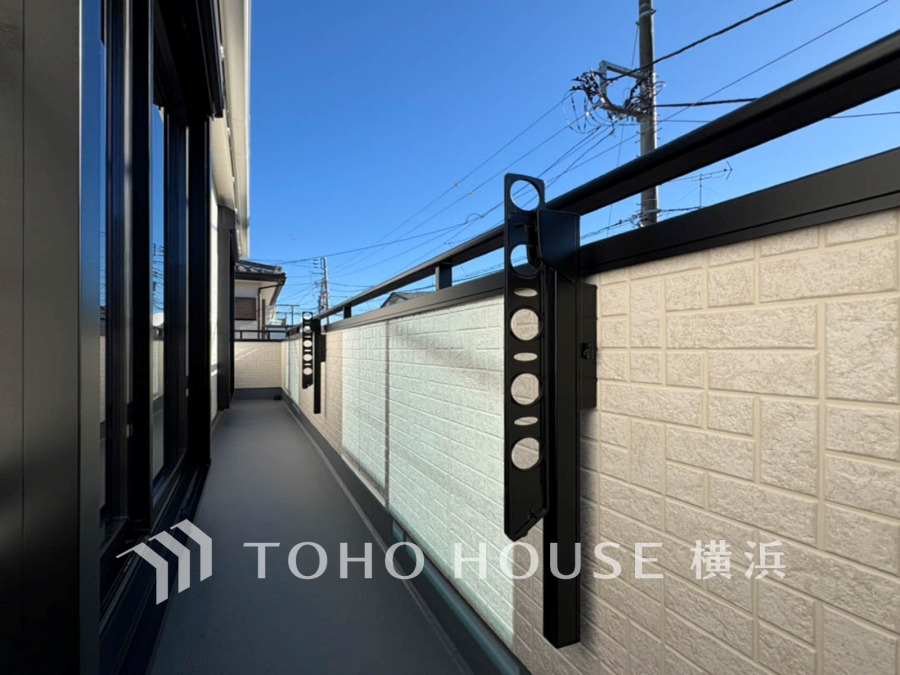 太陽に愛された邸は、陽当り・通風に優れた魅力的で快適さを追求した邸宅でした。ここに住むからこそ意味がある。