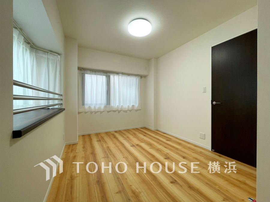 2面採光の居室は、十分な明るさを取り入れ心地よい風を提供します。