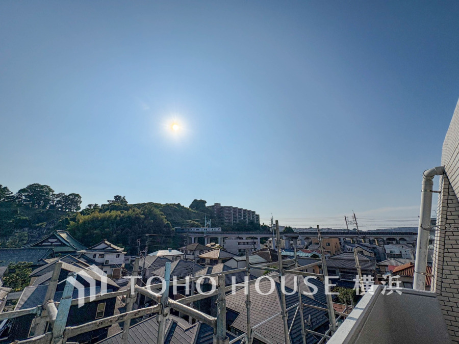 時の流れと共に装いを変える街の景観を独り占め。この街ならではの美しい風景を心ゆくまでお楽しみ下さい。