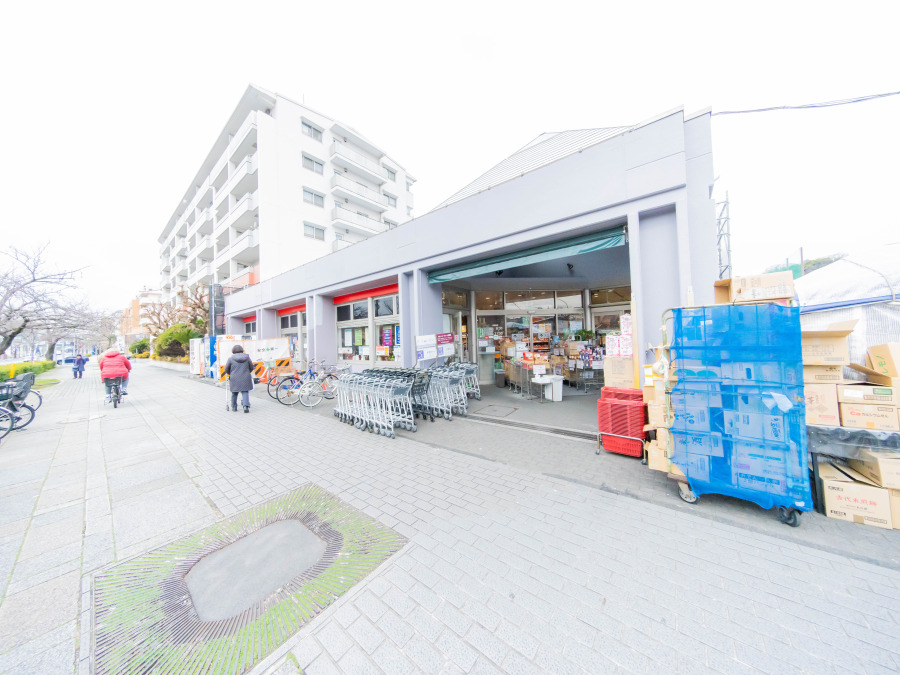 オーケー本牧店 約50ｍ
