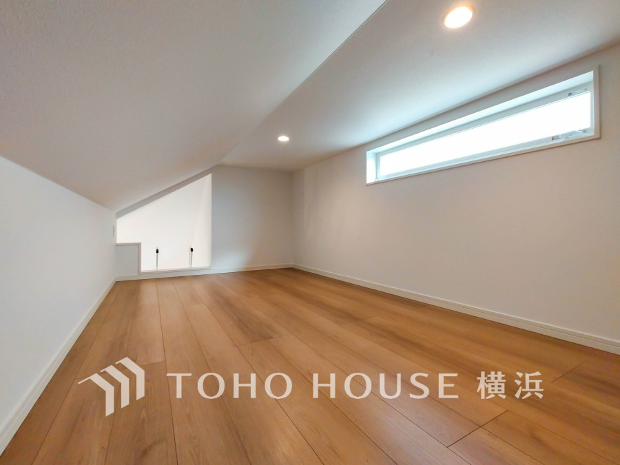 リビング上部のグルニエは、ゆったり5.9帖で収納やプライベート空間として使える嬉しい空間です。
