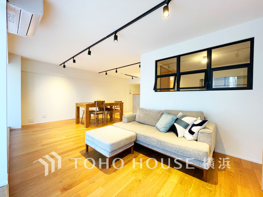 開放感と居住性を満たしてくれる間取り設計。デザインされたおしゃれな空間
