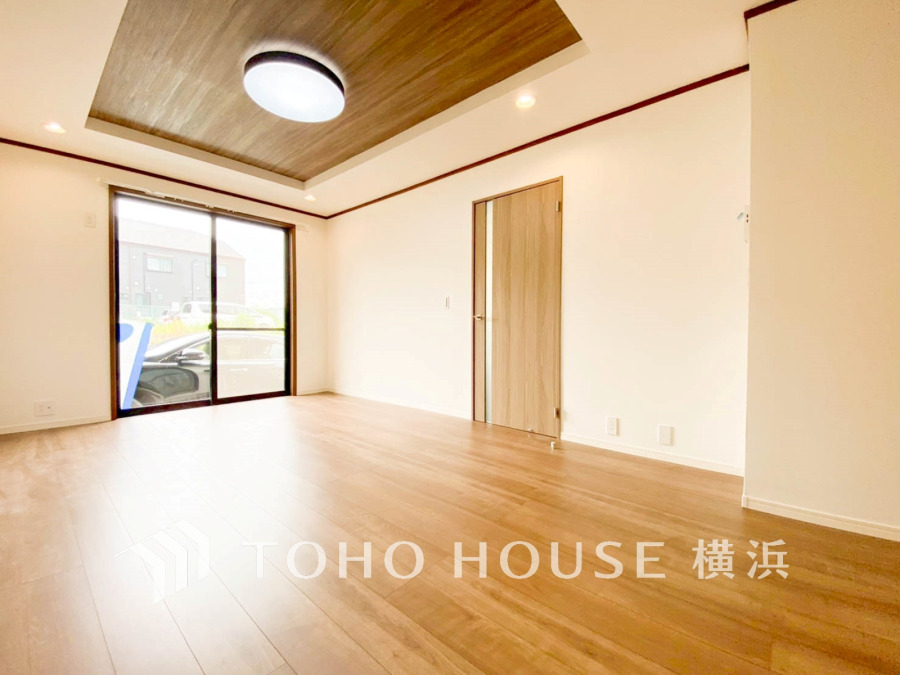 ご家族やお客様との時間など、多くの時を刻む空間。何気なく過ぎる時でさえも上質なひと時となる快適な空間を目指して。