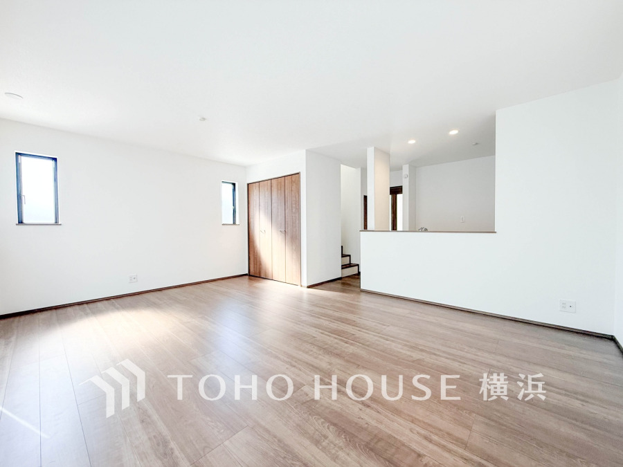 一日の中で多くの時間を過ごすことになる住まいだからこそ、いつも穏やかな空間であるように心掛けています。構成する建材などへの配慮が、住まう方の健康を守ります。