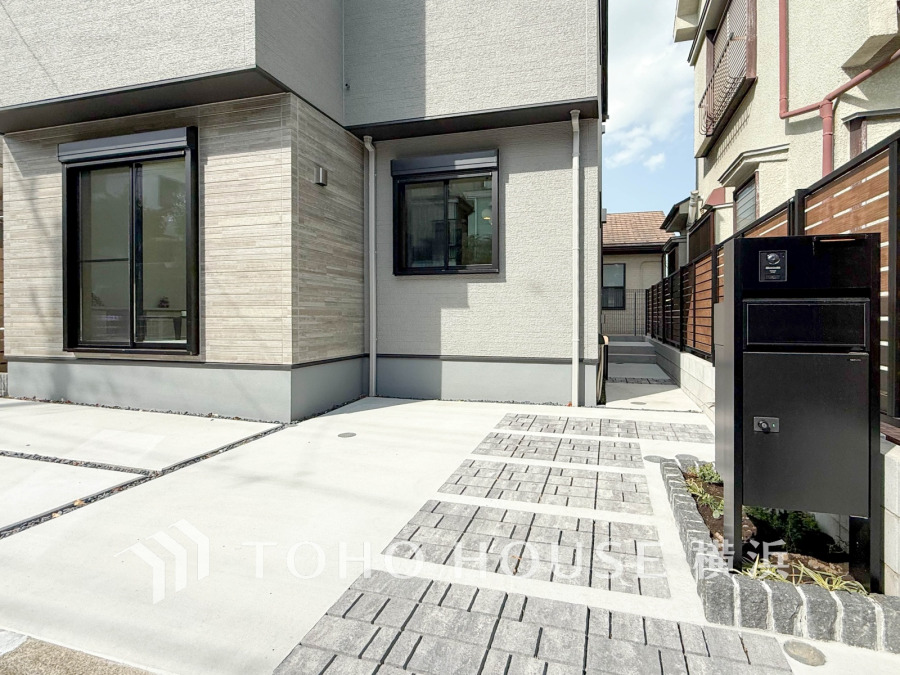 駐車スペースには2台駐車可能です（車種によります）