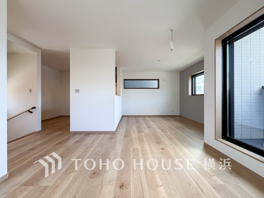 大切な家族やお客様と刻む時を、より上質に。何気ない日常さえも特別に変える、心地よい空間を目指して。