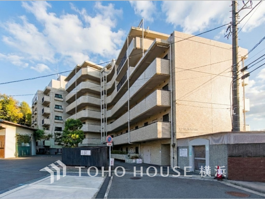 LDKは広々した大空間。家族やお客様との時間など、多くの時を刻む空間。何気なく過ぎる時でさえも上質なひと時となる快適な空間を目指して。