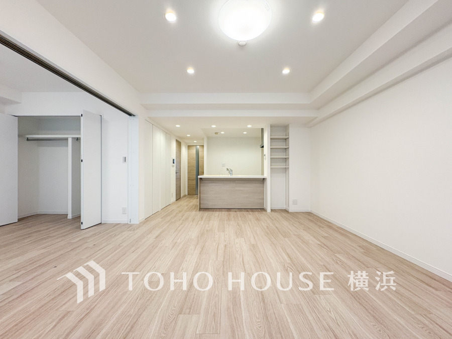 ご家族やお客様との時間など、多くの時を刻む空間。何気なく過ぎる時でさえも上質なひと時となる快適な空間を目指して。
