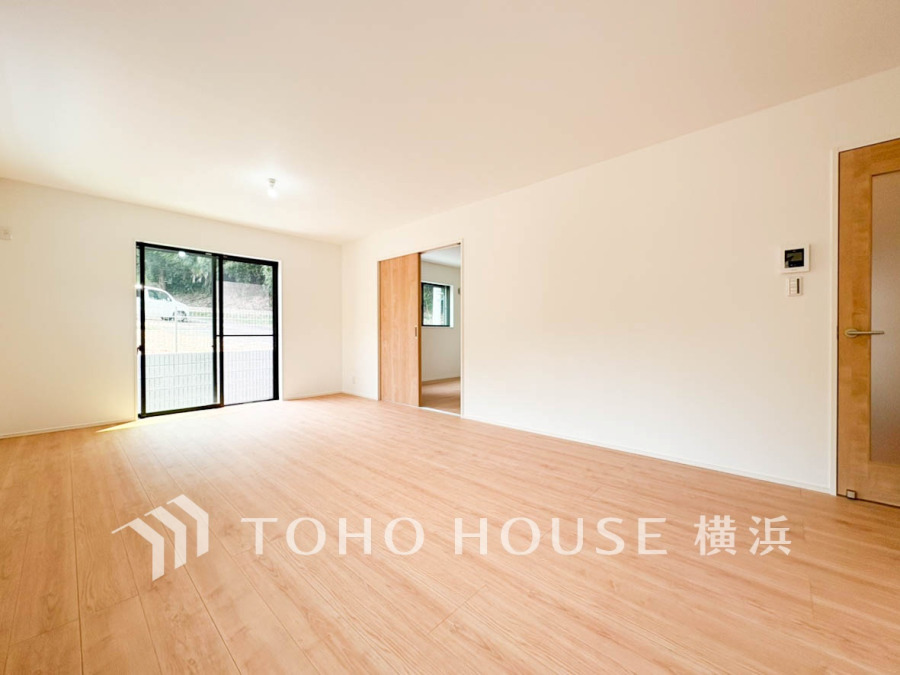 一日の中で多くの時間を過ごすことになる住まいだからこそ、いつも穏やかな空間であるように心掛けています。構成する建材などへの配慮が、住まう方の健康を守ります。