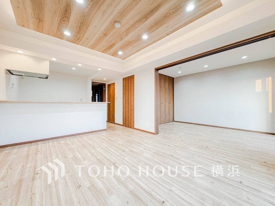 一日の中で多くの時間を過ごすことになる住まいだからこそ、いつも穏やかな空間であるように心掛けています。構成する建材などへの配慮が、住まう方の健康を守ります。