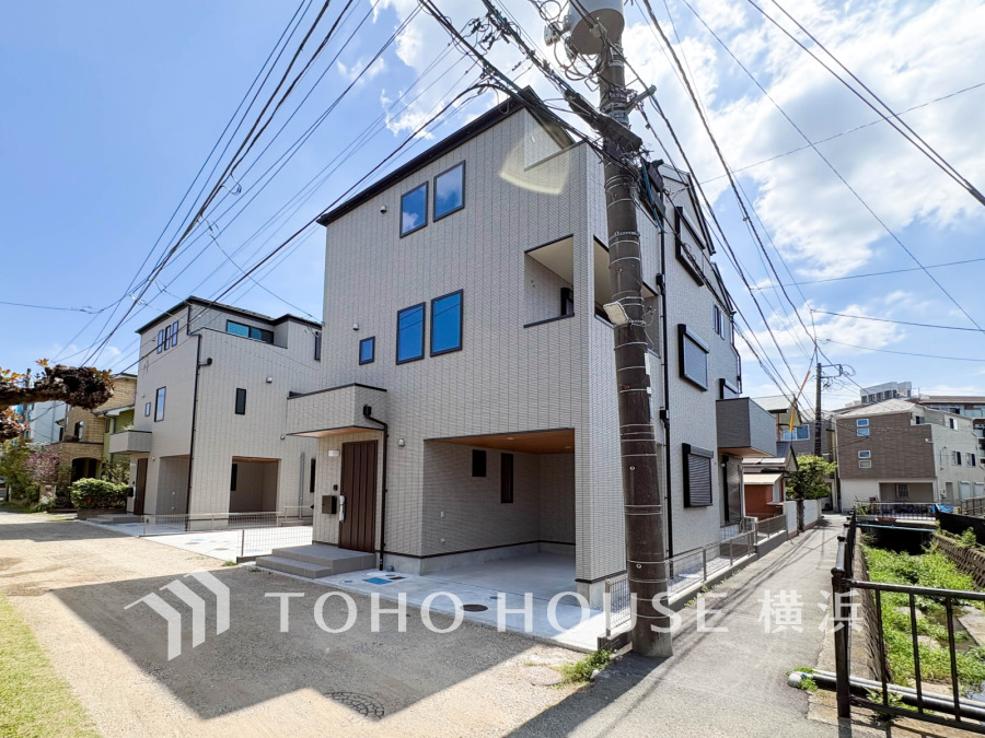 単に見た目や質感の良さだけではなく、建物の基礎や構造といった、目には見えにくい部分にもこだわります。住まいの本質の部分から、住み心地や安全性を見つめ直しました。