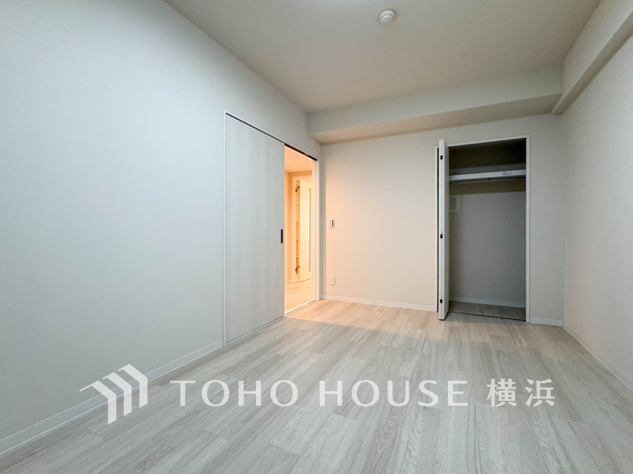 お子様のスタディ空間として、あるいは書斎やホビールームとして生活スタイルに合わせて使えるプライベートルーム。お好みのインテリアでお気に入りの空間に仕上げてください。