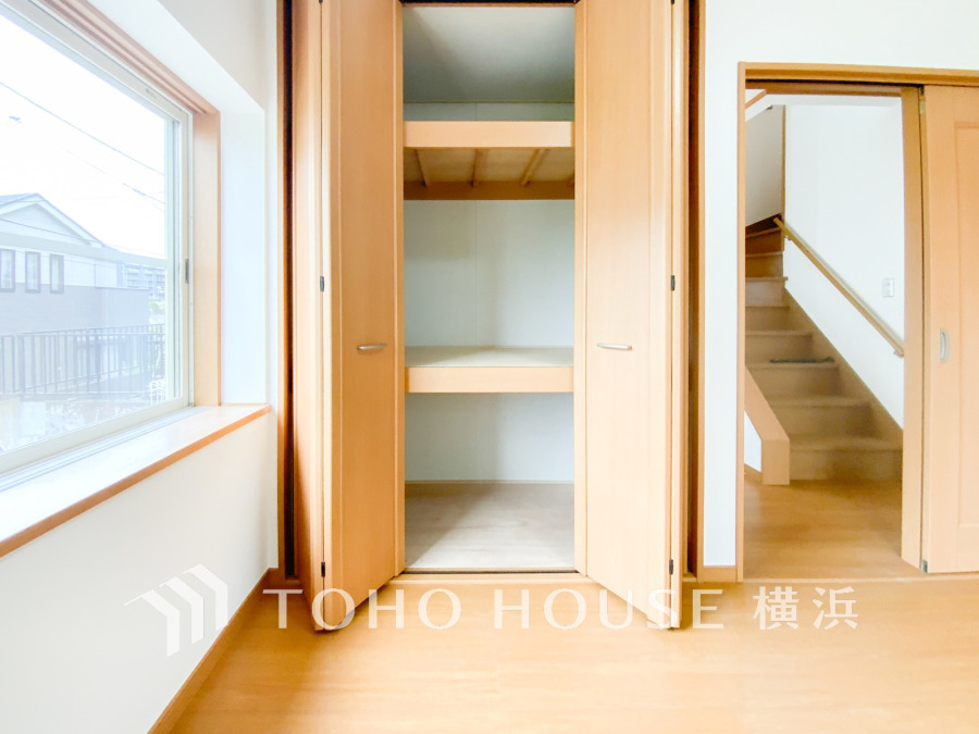 一日の中で多くの時間を過ごすことになる住まいだからこそ、いつも穏やかな空間であるように心掛けています。構成する建材などへの配慮が、住まう方の健康を守ります。