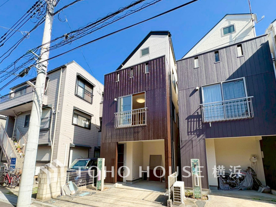 表現された空間は豊かな光と風を纏い、暮らしの時間を豊かにしてくれます。デザインされた空間と競い合うかのような充実した建物設備も家族の時間を彩ってくれることでしょう。