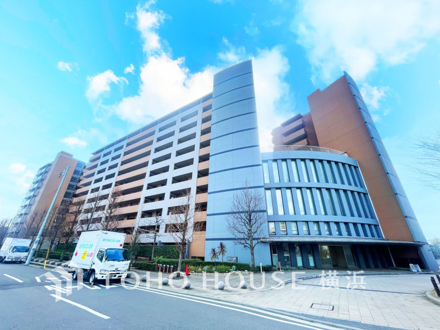 時間のゆとりと空間、爽やかな陽光がもたらす光と風を贅沢なまでに感じる暮らしが始まります。