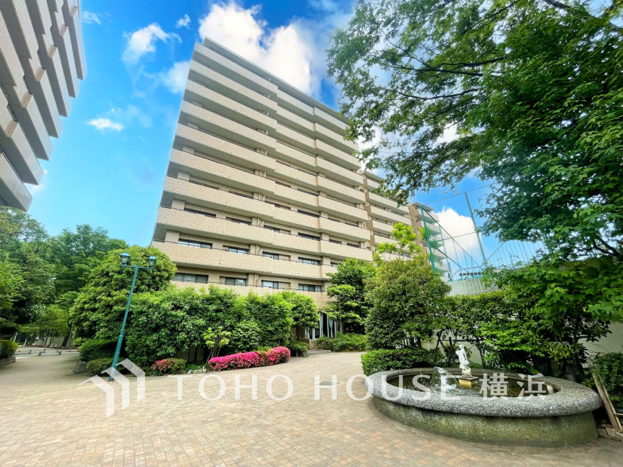 緑豊かな植栽に囲まれたビッグコミュニティ。三井不動産旧分譲の上質なマンションです。