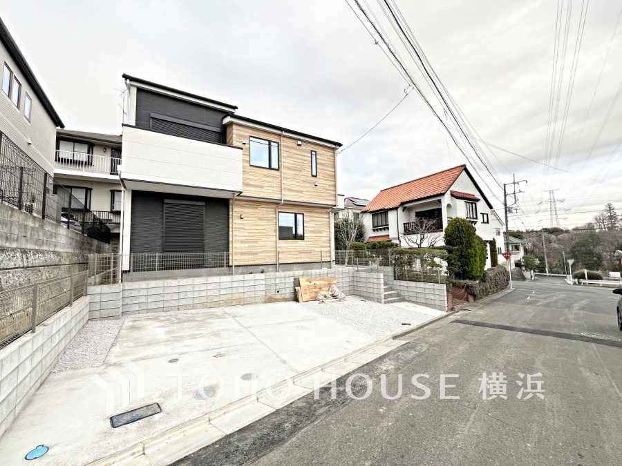 流行に左右されず、将来にわたって価値が継続する「上質」な佇まい。おしゃれな雰囲気や自然の潤い、親しみやすさといった個性を、街に新たな価値をもたらし続ける。