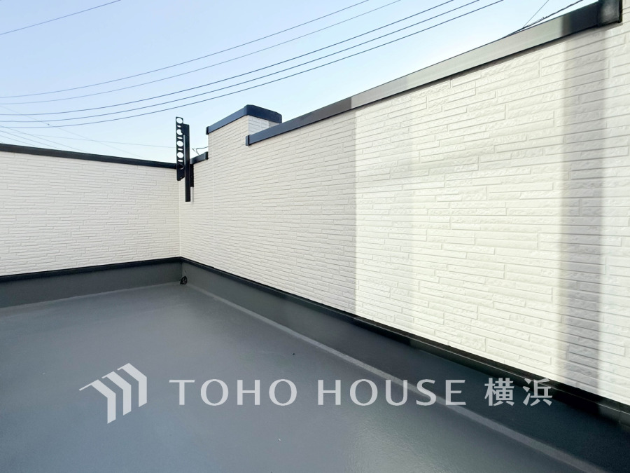 暮らしの中で光と風を演出してくれるバルコニー。爽やかな風を感じ、暖かな光を浴びて、快適な暮らしをここから。
